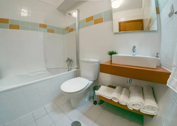 Kora * סנטה קרוז